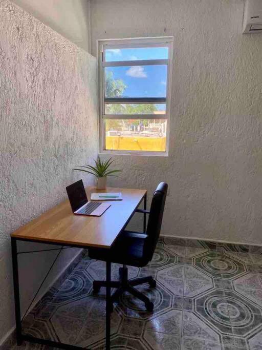 Apartment Located Two Blocks From The Sea *